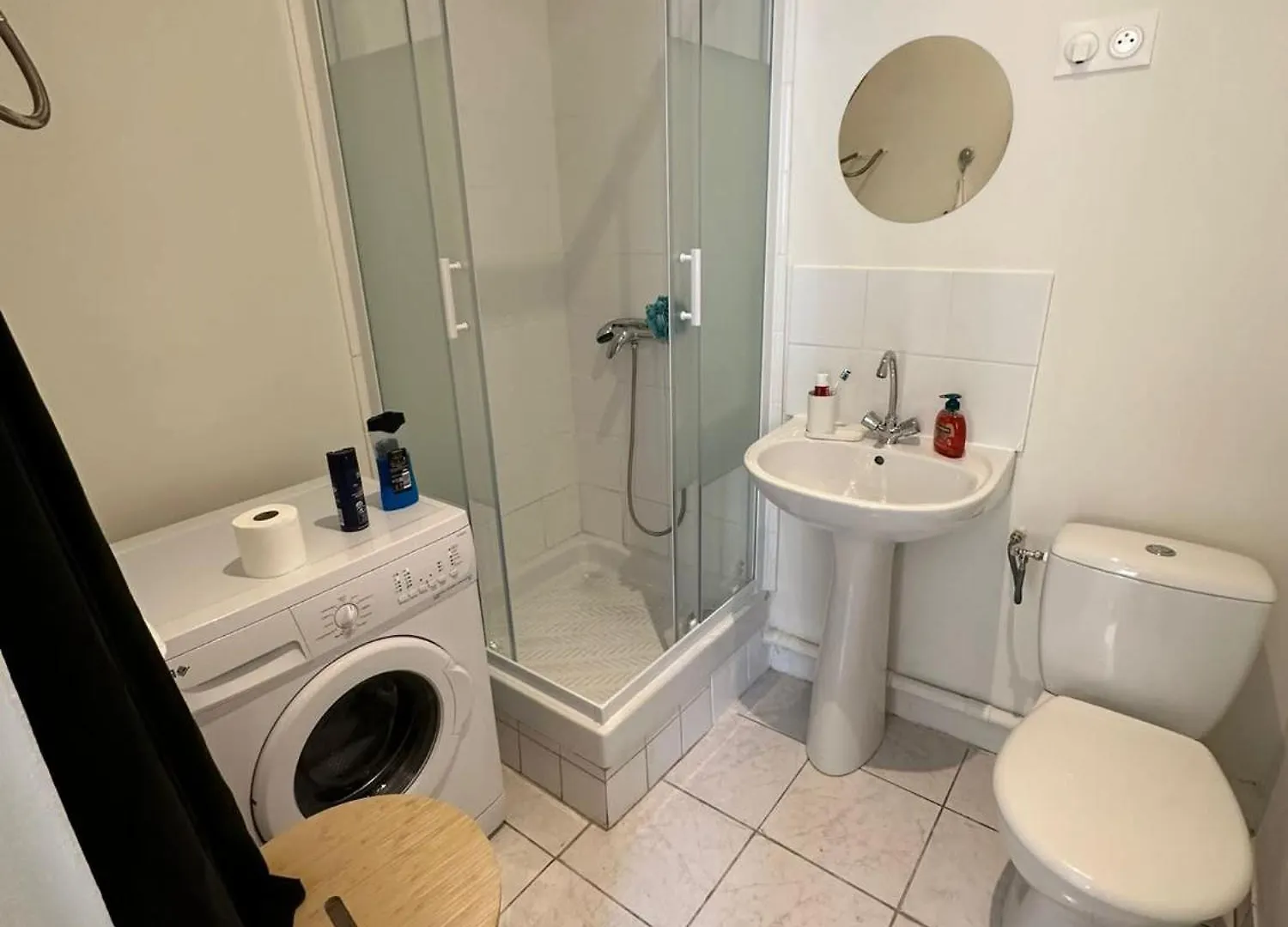 One Bed In Shared Room - Chambre Partagee Marseille Hostel